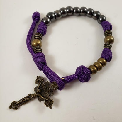 TWR-v3 Trench Wrist Rosary Version 3 Paracord Rosary Bracelet detail