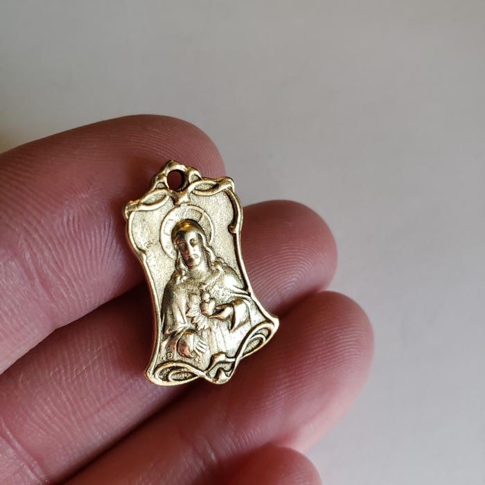Sacred Heart of Jesus Gold Plate Catholic Devotional Medal Pendant Hand